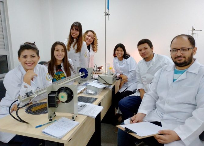 MEC Realiza Seminario Sobre Programa Juros Por Educacao